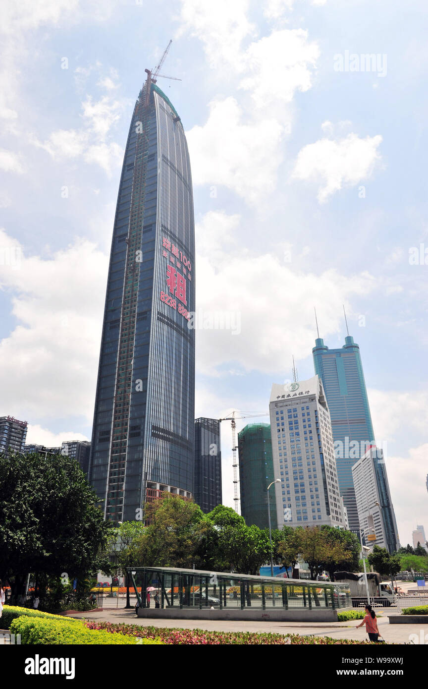 Kingkey 100 (KK100), Shenzhens nuovo edificio più alto, è ora topping fuori nella città di Shenzhen, sud Chinas nella provincia di Guangdong, 02 maggio 2011. Situato in Sh Foto Stock