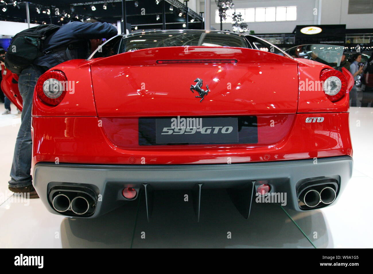 Una Ferrari 599 GTO è visualizzato all'undicesimo Beijing International Automotive Exhibition, noto come Auto China 2010, a Pechino, in Cina, 23 aprile 2010. Foto Stock