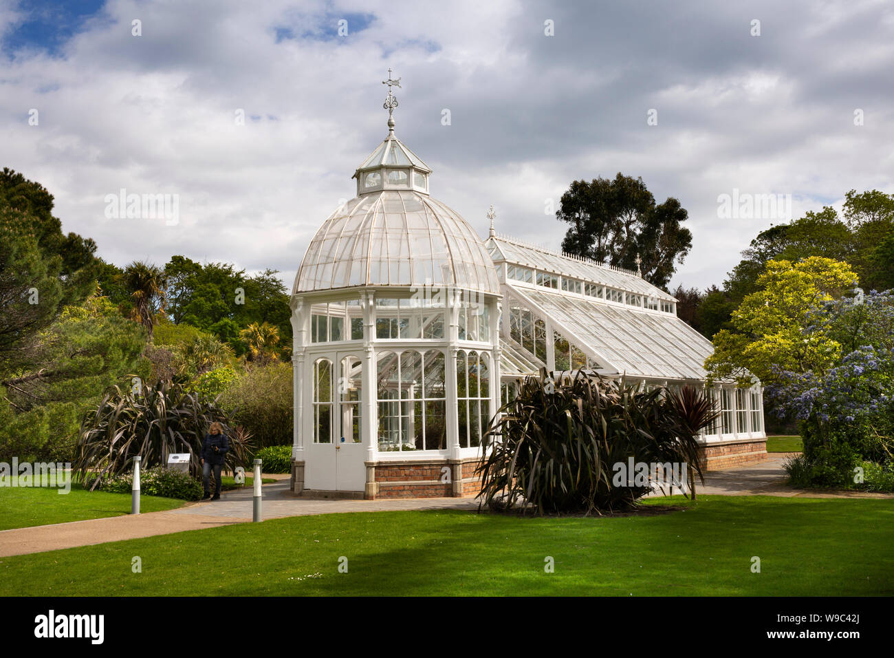 In Irlanda, il Leinster, Fingal, Co Dublin, il Castello di Malahide giardini vittoriani serra a cupola Foto Stock