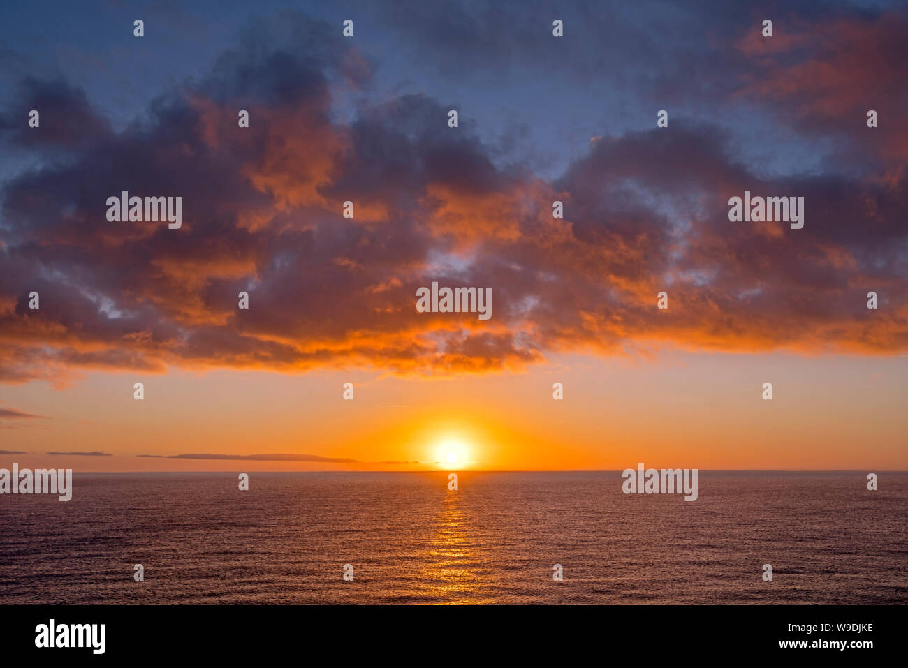 Tramonto sul mare Foto Stock