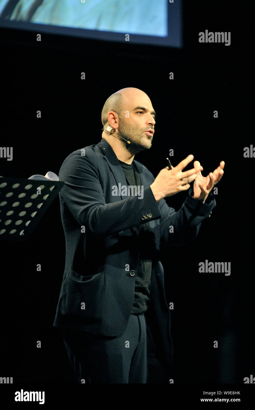 Roberto Saviano, giornalista investigativo & autore, partecipa a una conferenza stampa - Italia Foto Stock