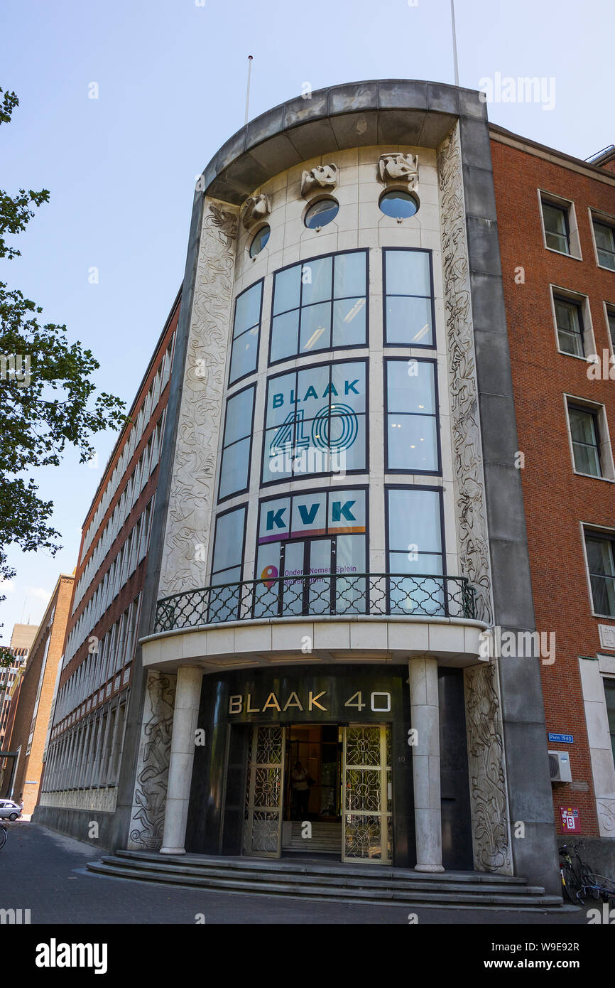 Rotterdam, Olanda - Luglio 30, 2019: la facciata del palazzo della Camera di Commercio di Rotterdam Blaak 40 Foto Stock