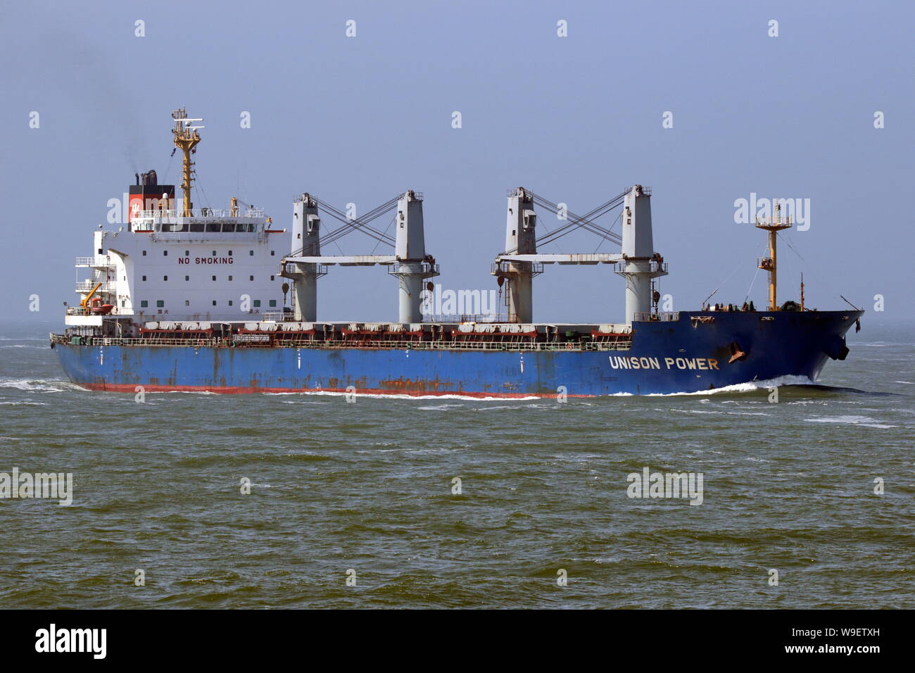 Il bulk carrier unisono potenza raggiunge il porto di Rotterdam il 22 maggio 2019. Foto Stock