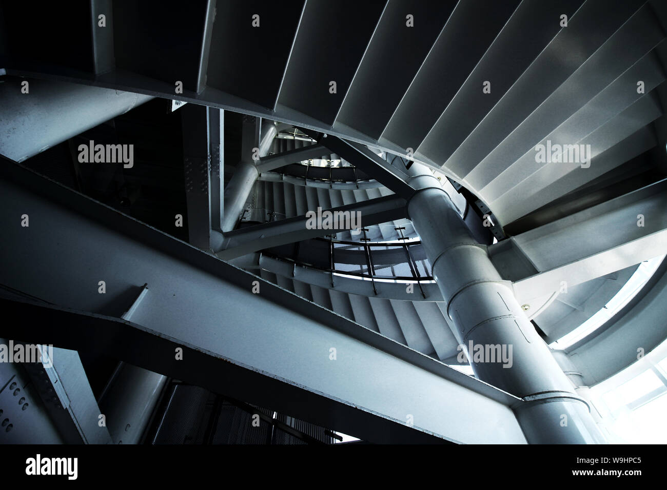 Immagine astratta di una scalinata a spirale Foto Stock