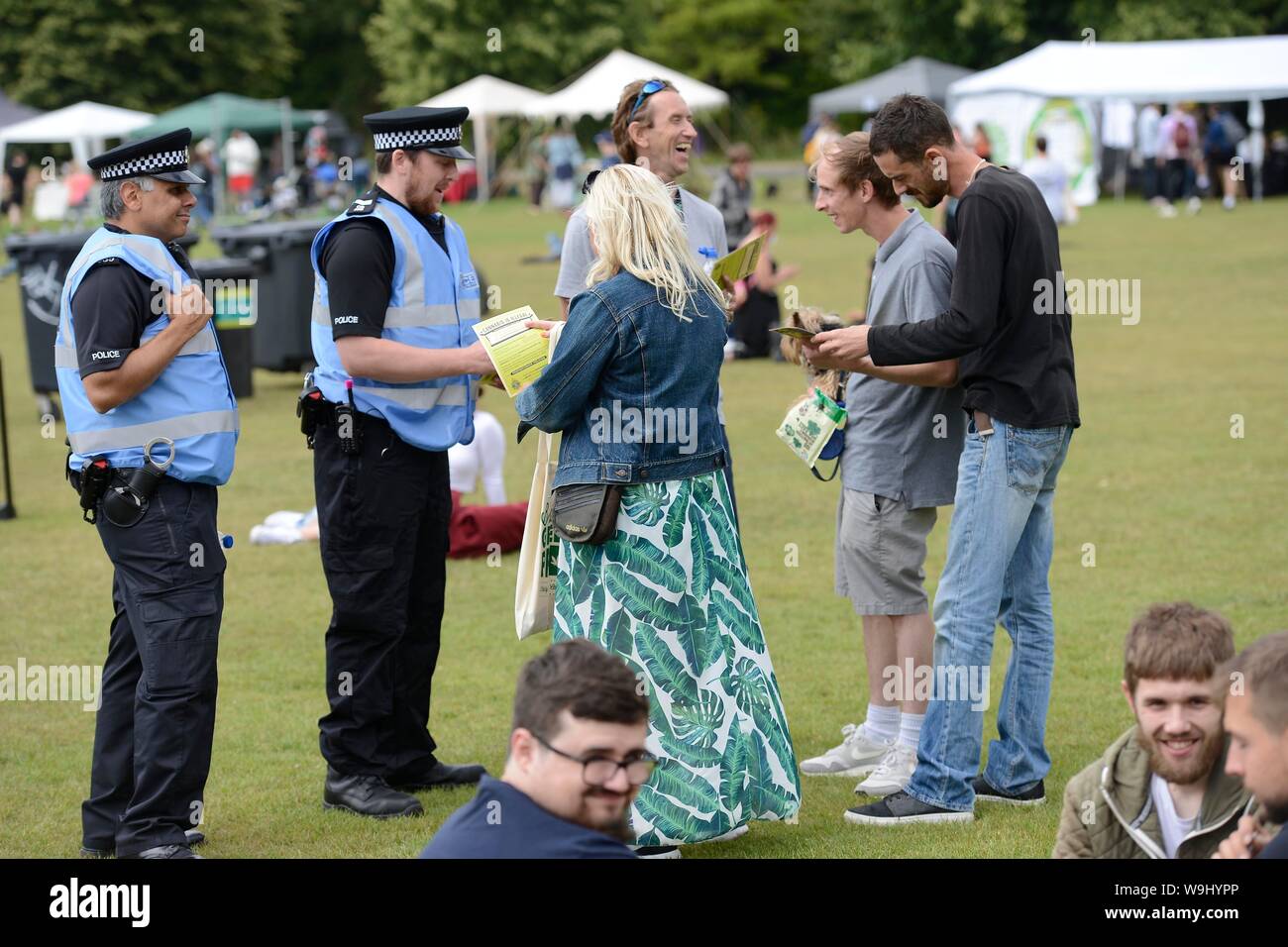 Green Pride 2019 festival di cannabis a Preston Park, Brighton. Foto:Terry Applin Foto Stock
