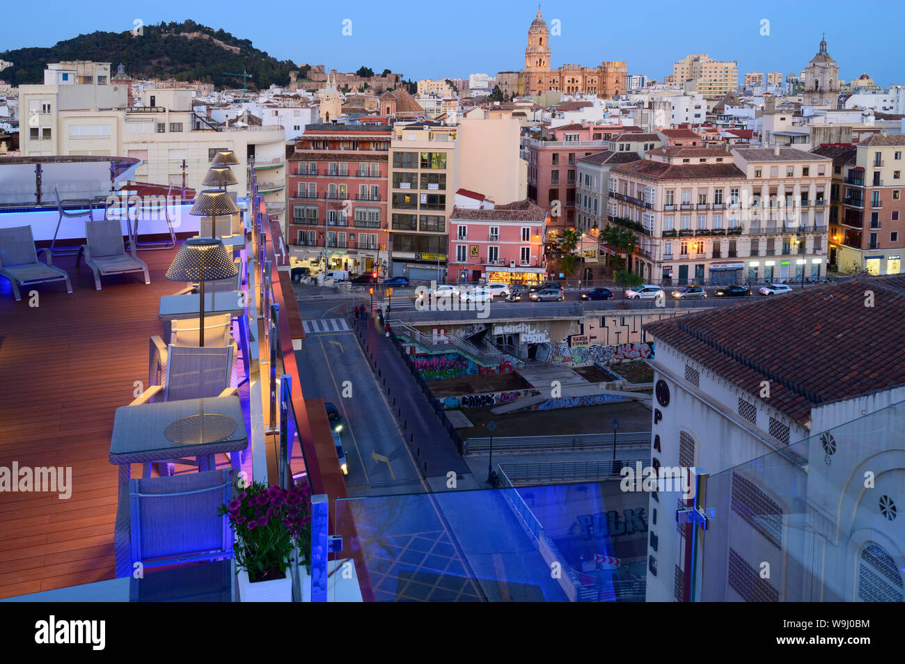 L'Europa, Europeo, Spagna, Spagnolo, Andalusia, Costa del Sol, Malaga, La Manquita , Cattedrale, bar sul tetto, 30074263.Caption locale *** Europa, Euro Foto Stock