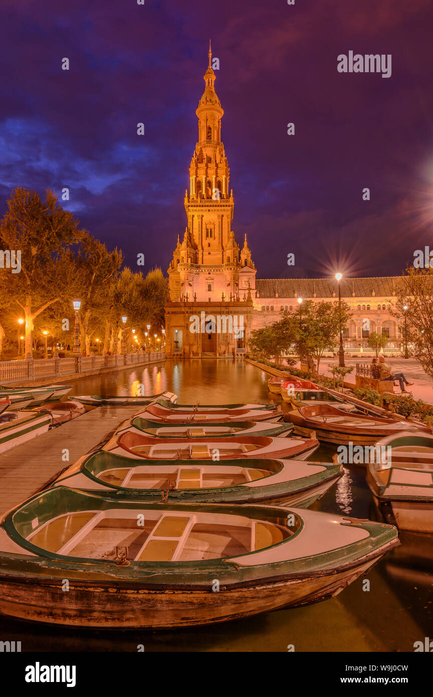 L'Europa, Iberia, Andalusia, Siviglia, La Plaza de España, Parque de María Luisa,, 30074268.Caption locale *** Europa, Iberia, Spagna, Andalus Foto Stock