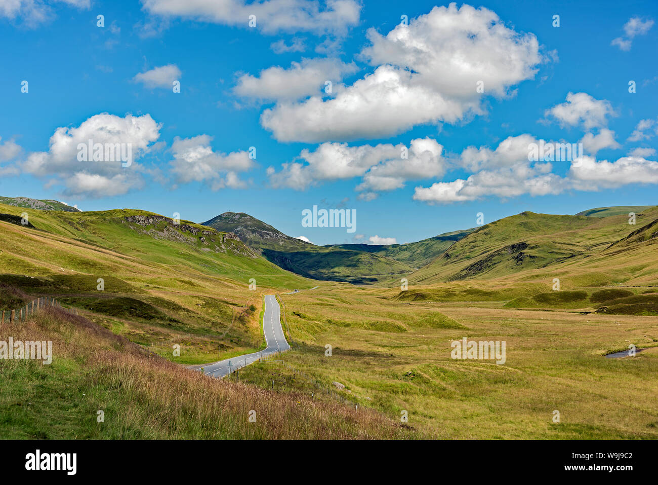 Highland road in Scozia - opinioni Foto Stock