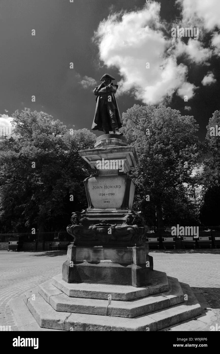 Il John Howard statua, Bedford città; Bedfordshire; Inghilterra; Regno Unito Foto Stock