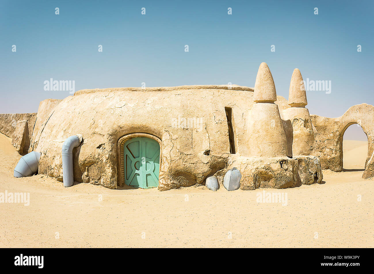 Villaggio iconico utilizzato come famoso film Star Wars impostato nel deserto del Sahara in Tunisia Foto Stock