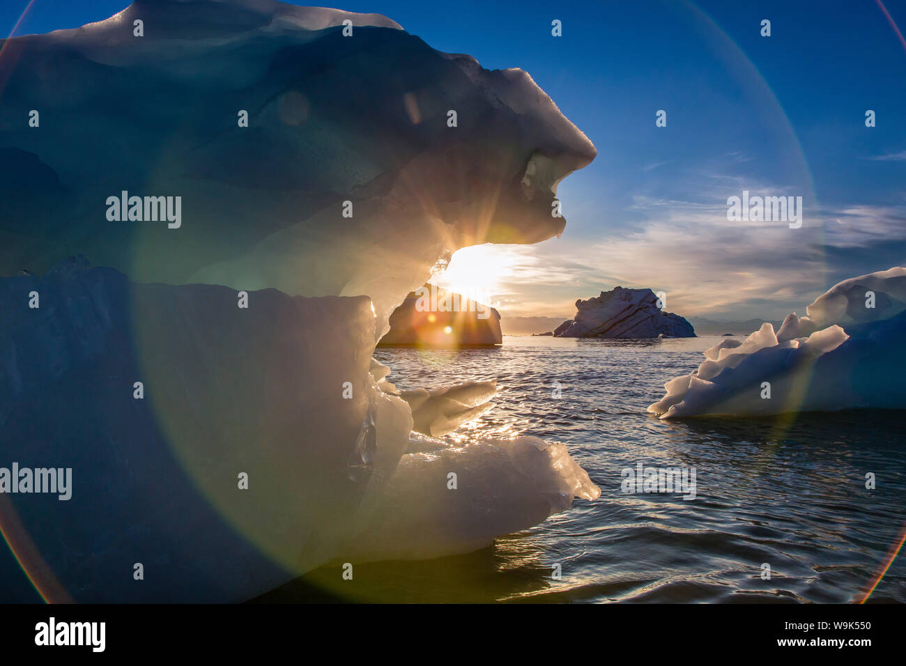 Iceberg, Vikingbukta (Viking Bay), Scoresbysund, a nord-est della Groenlandia, regioni polari Foto Stock