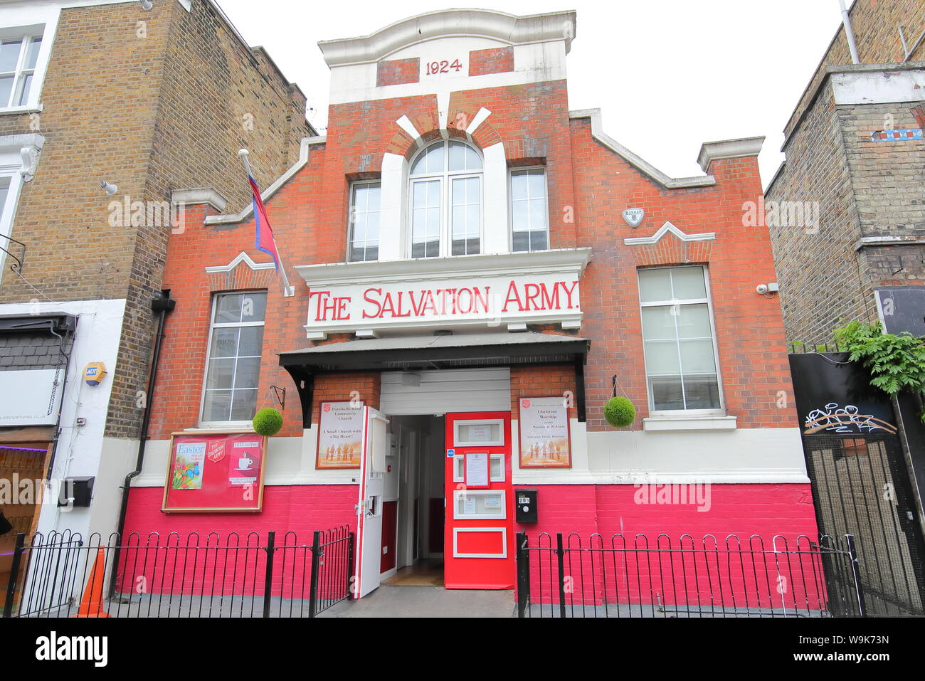 Esercito della salvezza la carità shop London REGNO UNITO Foto Stock