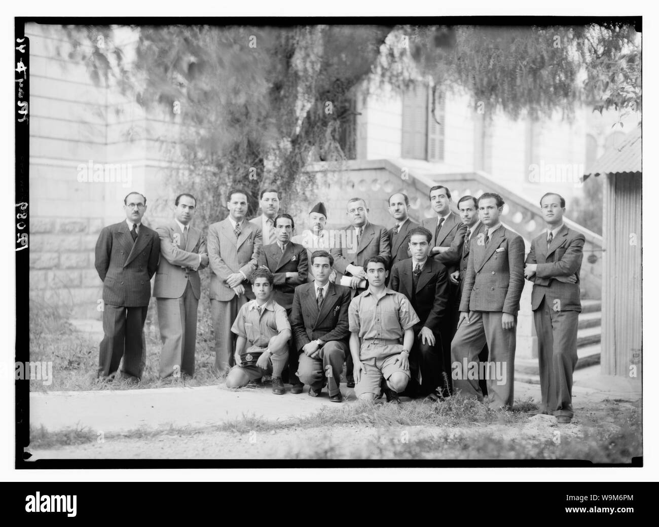 Gruppo arabo presso P.B.S. [Cioè, Palestina Broadcasting Service] Foto Stock