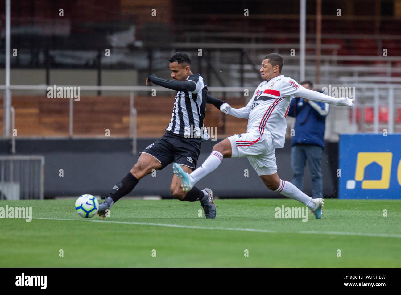 SÃO PAULO, SP - 14.08.2019: SÃO PAULO X SANTOS BRASILEIRO SUB 20 - São Paulo sconfigge Santos 3-1 dal brasiliano U20 campionato, nel pomeriggio di mercoledì, 14 agosto a Morumbi, in São Paulo. (Foto: Van Campos/Fotoarena) Foto Stock