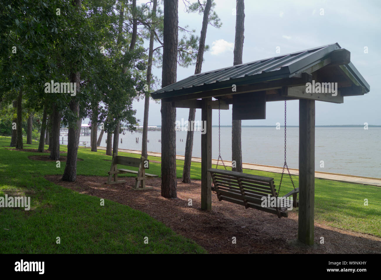 Vista della Baia di lupo dalla costiera Arts Center di Orange Beach, Alabama, Stati Uniti d'America. Foto Stock