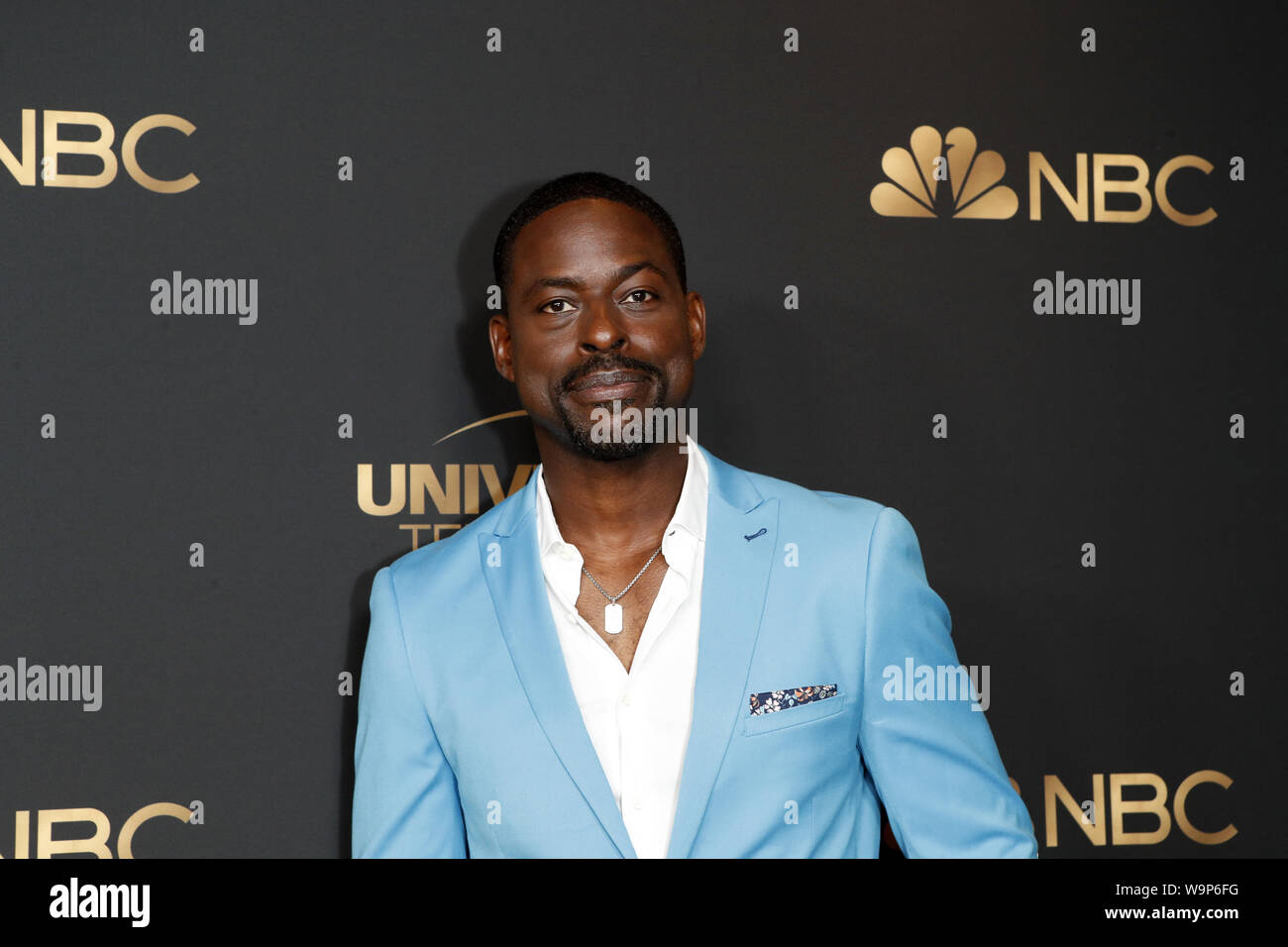 Agosto 13, 2019, West Hollywood, CA, Stati Uniti d'America: LOS ANGELES - agosto 13: Stirling K Brown del NBC e Universal EMMY Nominee celebrazione presso il ristorante tesse il Agosto 13, 2019 in West Hollywood, CA (credito Immagine: © Kay Blake/ZUMA filo) Foto Stock