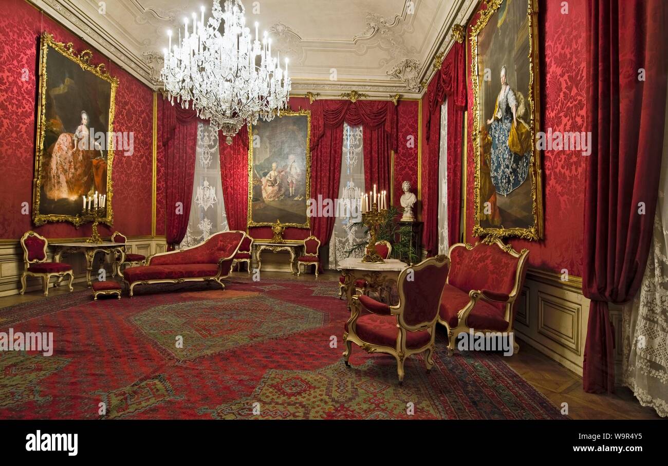 Salone Rosso, foto di interni, al Palazzo di Schonbrunn, Vienna, Austria Foto Stock