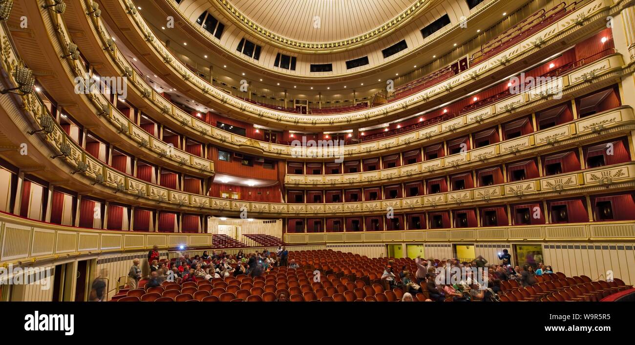Interno, Opera Hall, Opera di Stato di Vienna, Austria Foto Stock