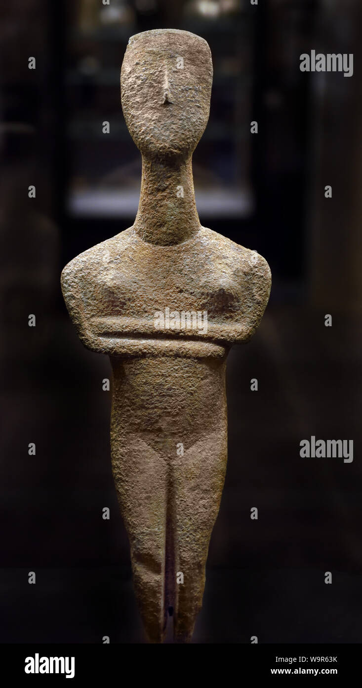Figurine femminili Gruppo di Syros cicladico Antico II (2700 - 2300 BC) Tipo di marmo Chalandriani H 19.20 cm. Preclassical Grecia greco Foto Stock