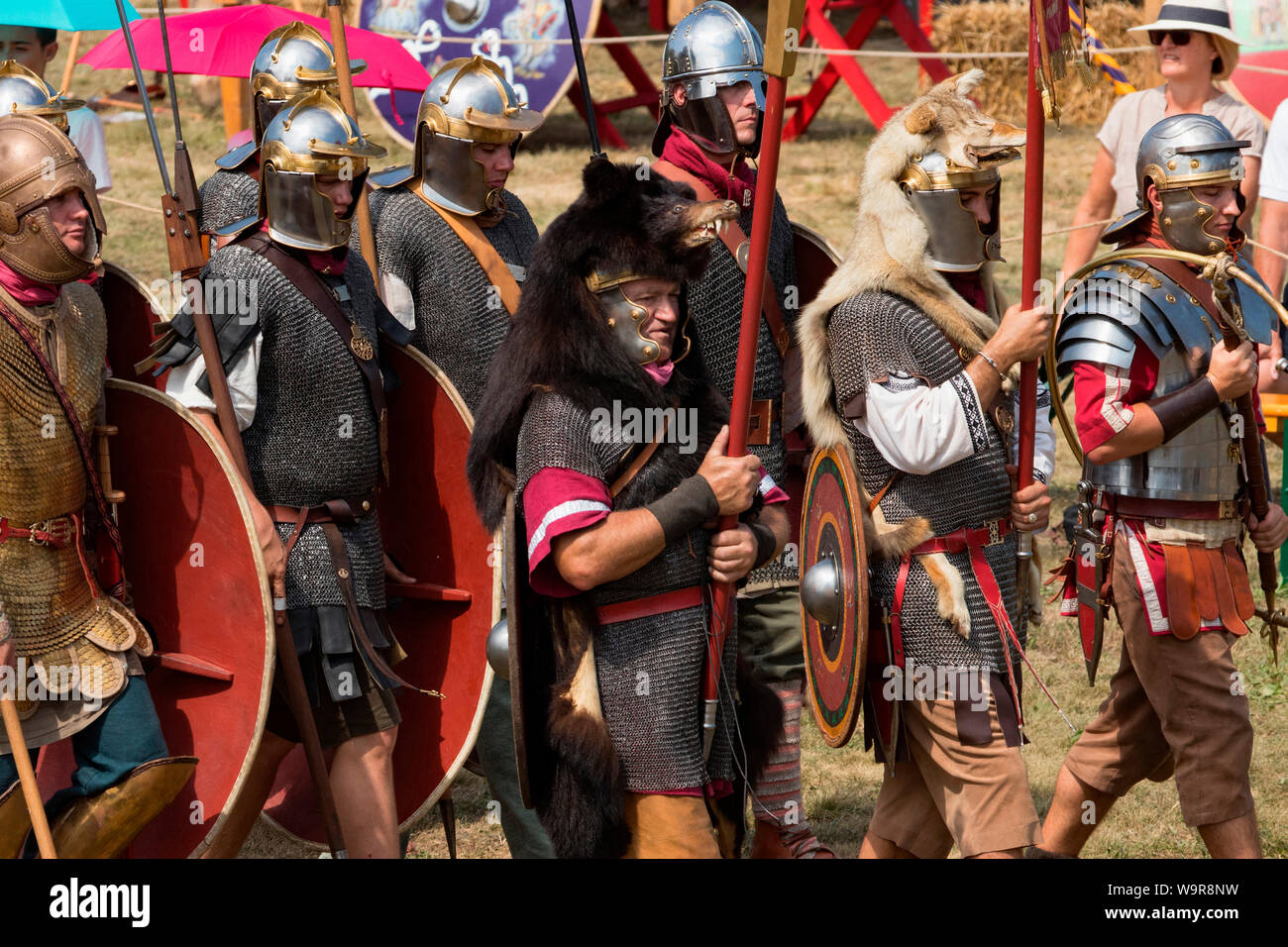 Romani festival, Roman Fort Abusina, Eining, Bad Goggingen, Neustadt an der Donau, Baviera, Germania Foto Stock