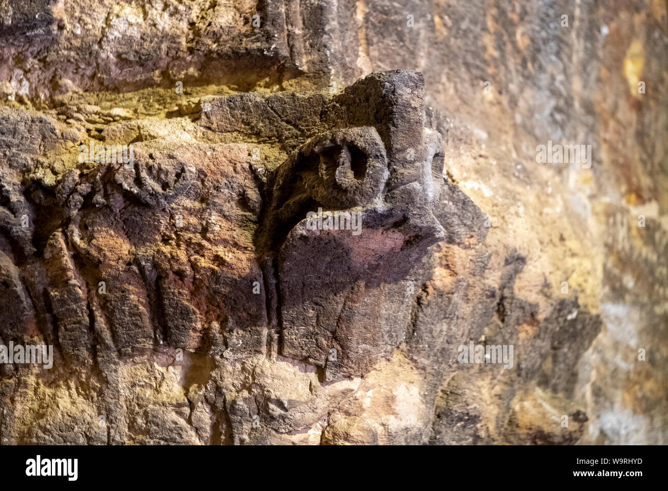Cobra di testa figura nel monastero di Deyrulzafaran di Mardin, Turchia. Foto Stock