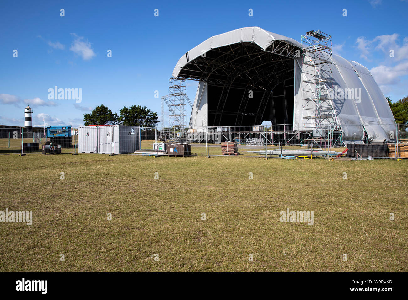 Preparare la tappa al castello di campo per il Festival di Vittoriosa a Southsea, Portsmouth, Regno Unito alla fine del mese di agosto 2019 Foto Stock