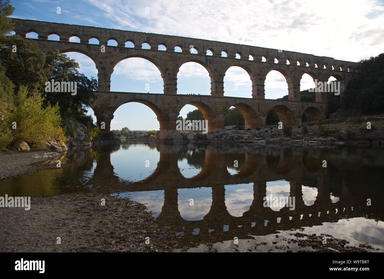 Il Pont du Gard, antico ponte romano e acquedotto nel sud della Francia Foto Stock