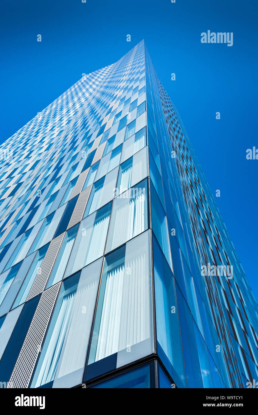 La West Tower, uno dei quattro Deansgate Square Appartamento blocchi. Manchester, Inghilterra, Regno Unito. Foto Stock