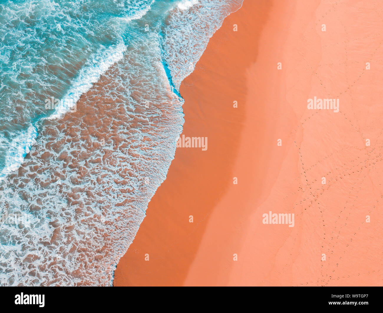 Vista aerea dell'oceano surf su Terrigal Beach, Nuovo Galles del Sud, Australia Foto Stock