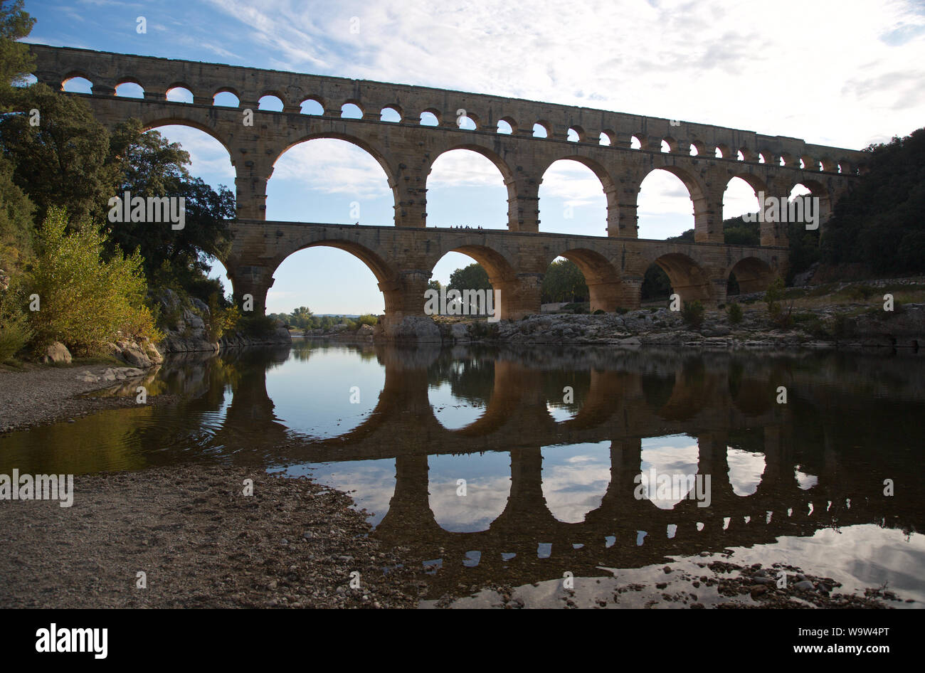 Il Pont du Gard nei pressi di Nimes nel sud-ovest della Francia. Foto Stock
