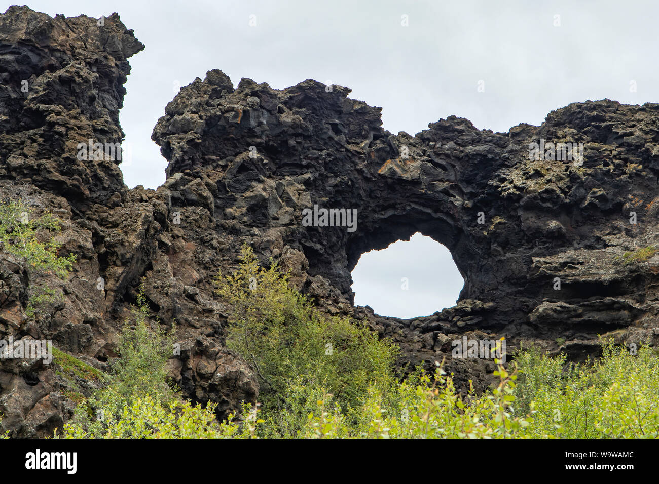 Forme di lava a Dimmuborgir, Lago Myvatn, Islanda Foto Stock