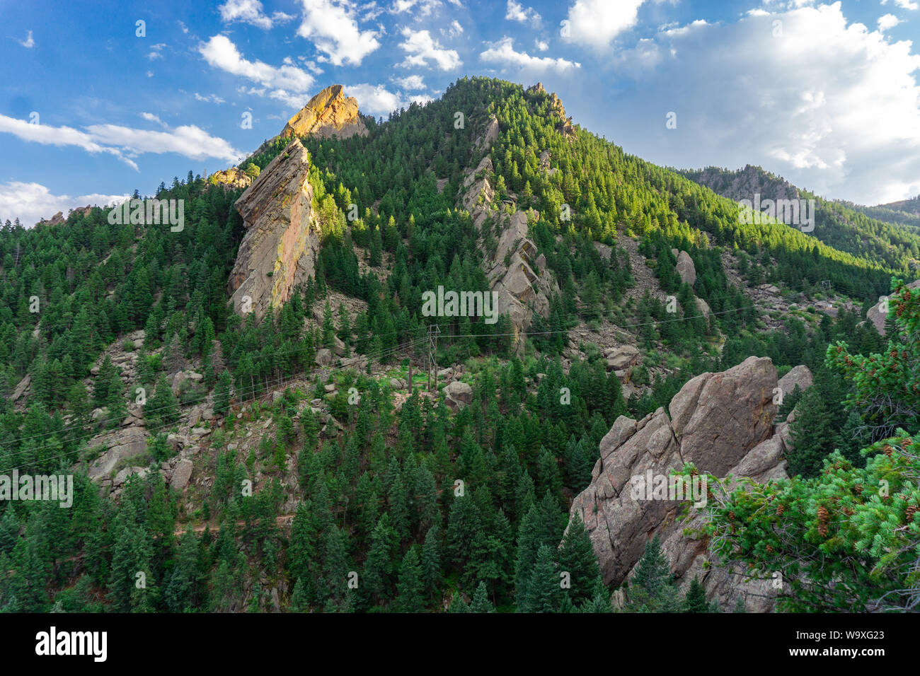 Vista dalla flatirons in Boulder Colorado escursioni e arrampicate su roccia destinazione Foto Stock