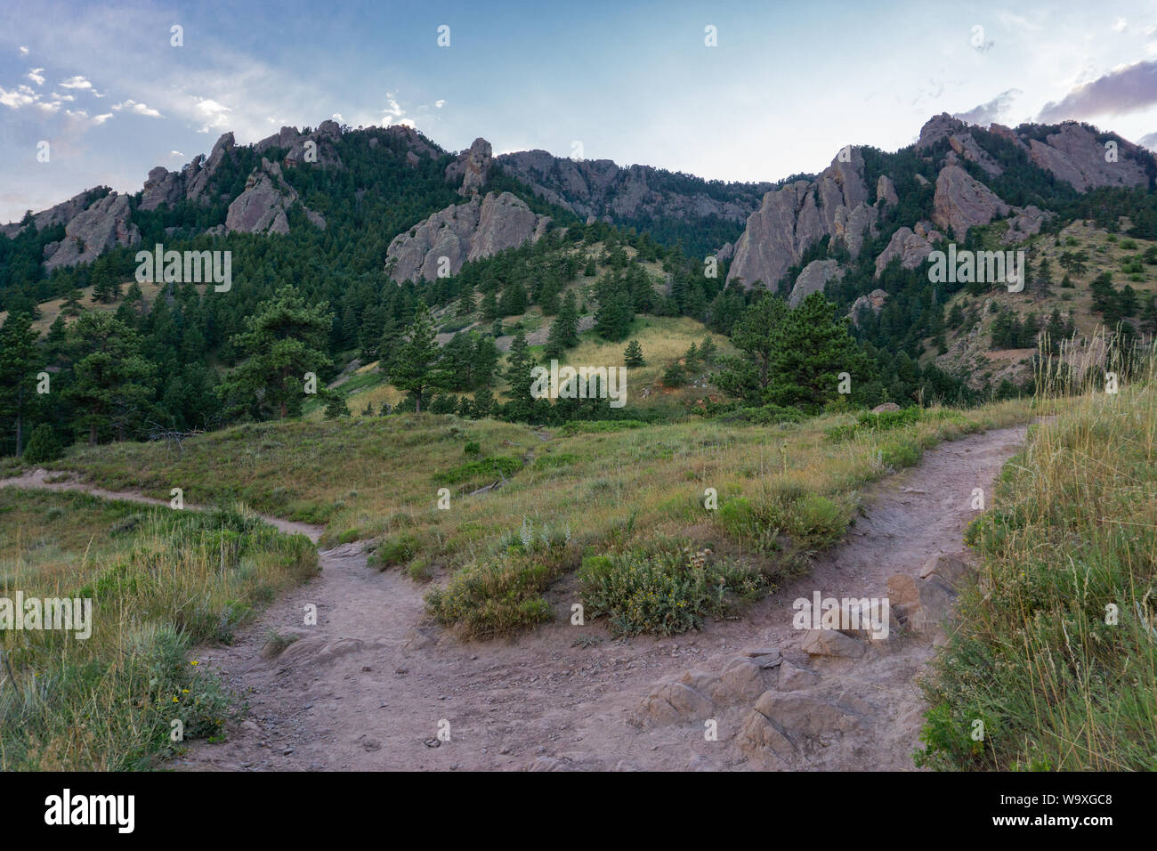 Tramonto su sentieri escursionistici nella flatirons Boulder Colorado Foto Stock