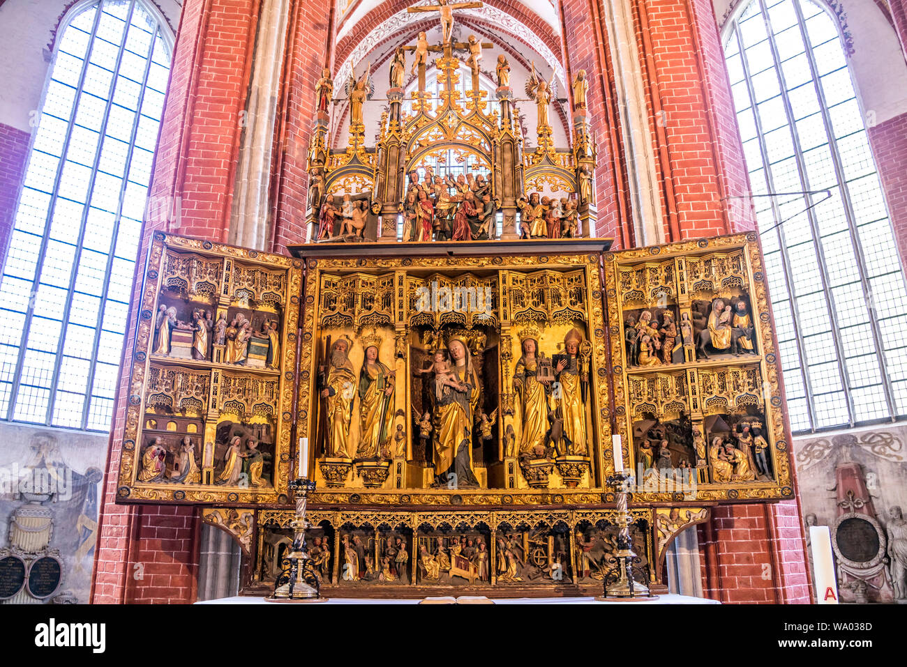 Hauptaltar in der evangelischen Pfarrkirche San Katharinen , Brandenburg an der Havel, Brandeburgo, Deutschland | altare principale a Santa Caterina di Coira Foto Stock