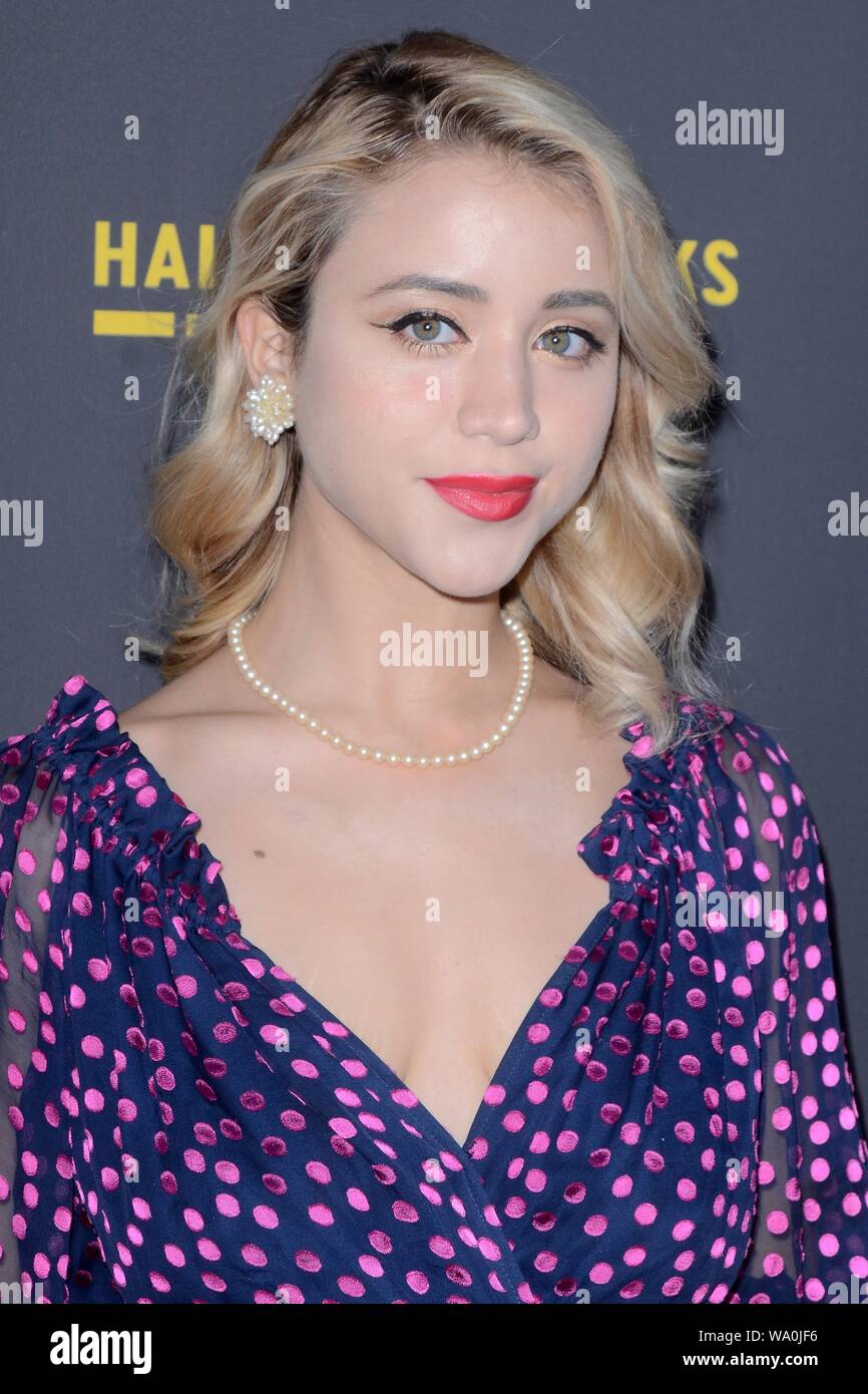 Los Angeles, CA. Il 15 agosto, 2019. Caylee Cowan presso gli arrivi per BASSA BASSA Premiere, ArcLight Hollywood, Los Angeles, CA il 15 agosto 2019. Credito: Priscilla concedere/Everett raccolta/Alamy Live News Foto Stock