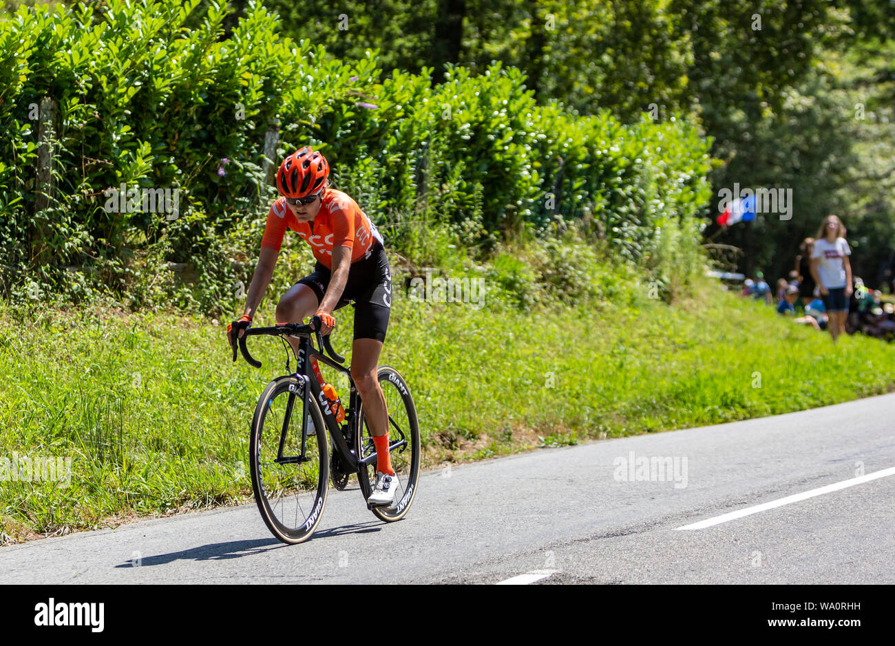 Bosdarros, Francia - 19 Luglio 2019: la femmina olandese ciclista Jeanne Korevaar di CCC-Liv squadra corse in Bosdarros durante la rotta da Le Tour de France Foto Stock