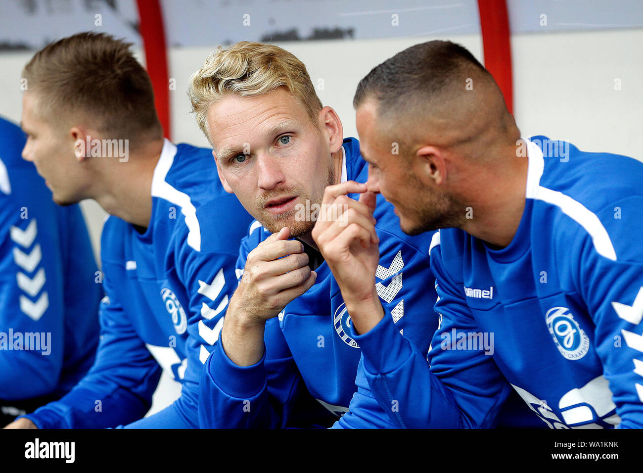 Maastricht, Nederland. 16 Ago, 2019. MAASTRICHT- calcio, 16-08-2019, stadion de Geusselt, MVV Maastricht - de Graafschap, olandese Keuken Kampioen divisie, stagione 2019/2020, de Graafschap speler Stefan Nijland ha iniziato nuovamente al banco. Credito: Pro scatti/Alamy Live News Foto Stock