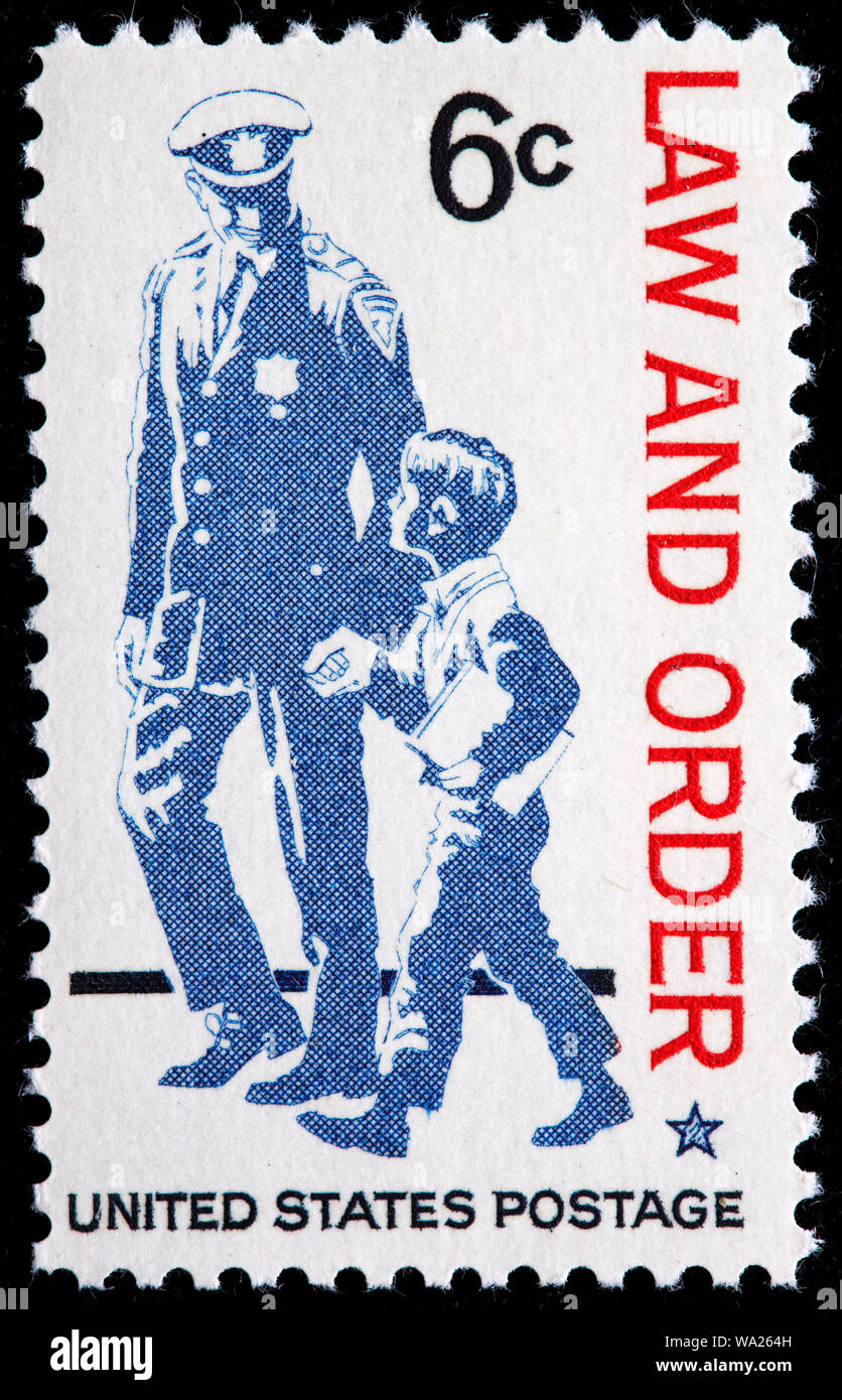 Poliziotto e ragazzo, Legge e ordine, francobollo, USA, 1968 Foto Stock