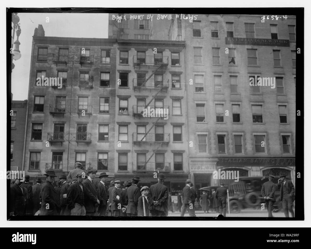 Banca ferito da bomba Foto Stock