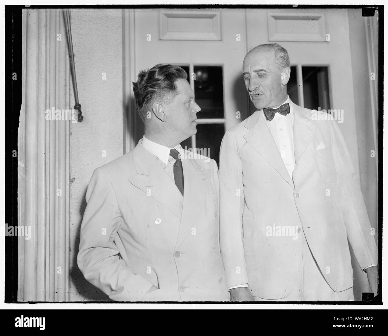 Diplomatici belga chiamata sul presidente. Washington, 14 giugno. Albert de Vleeschawer, ministro delle Colonie belghe e Conte Robert Van der Straten-Ponthoz, Ambasciatore degli Stati Uniti dal Belgio che ha chiamato il Presidente oggi Foto Stock