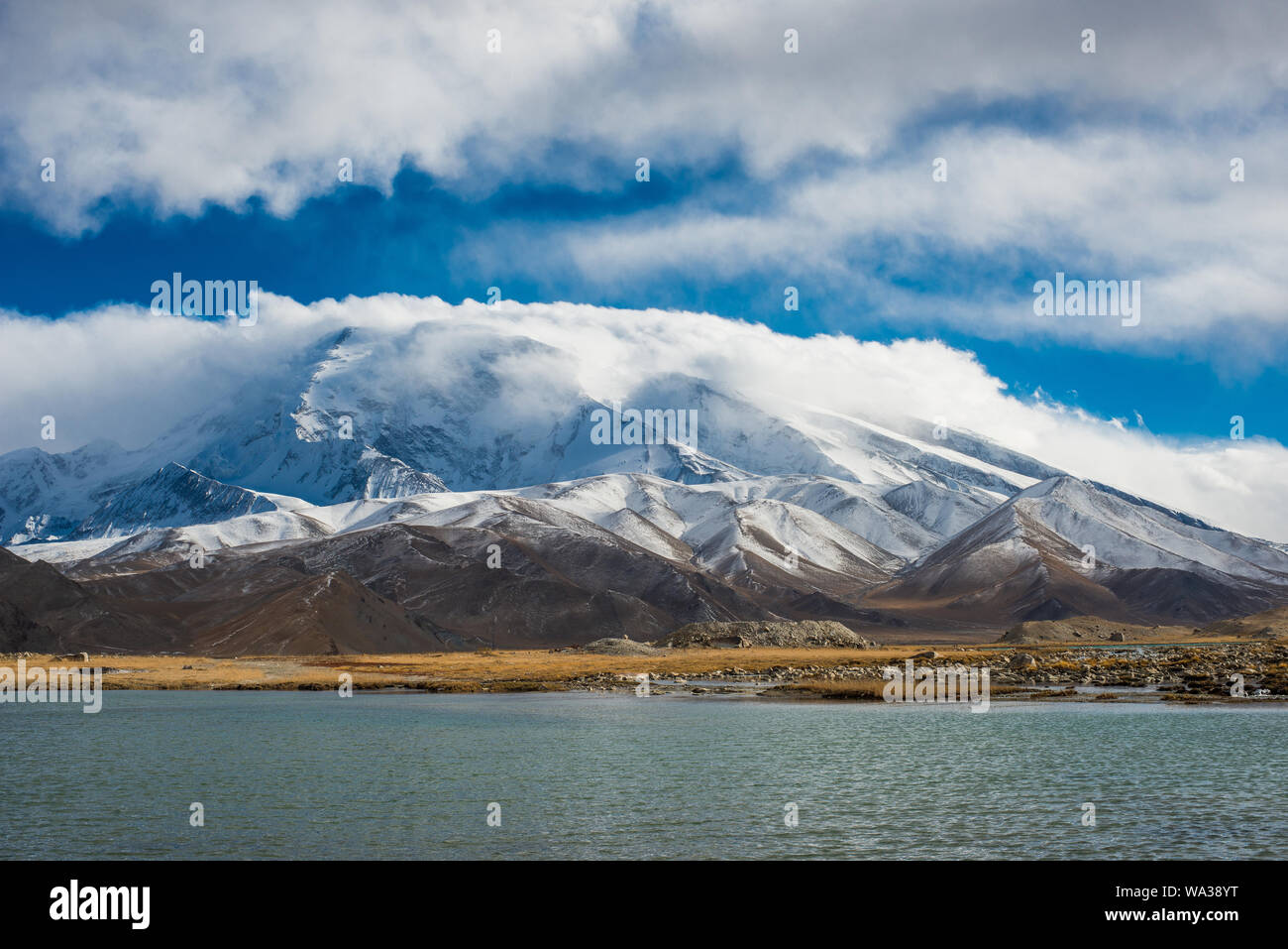 Muztagh Ata peak Foto Stock