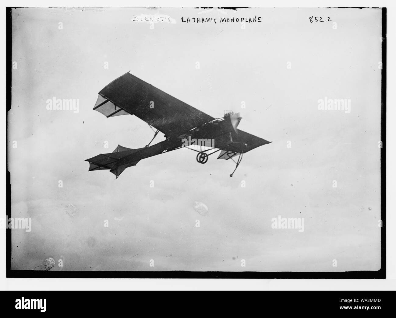 Bleriot-Latham monoplan, in volo Foto Stock