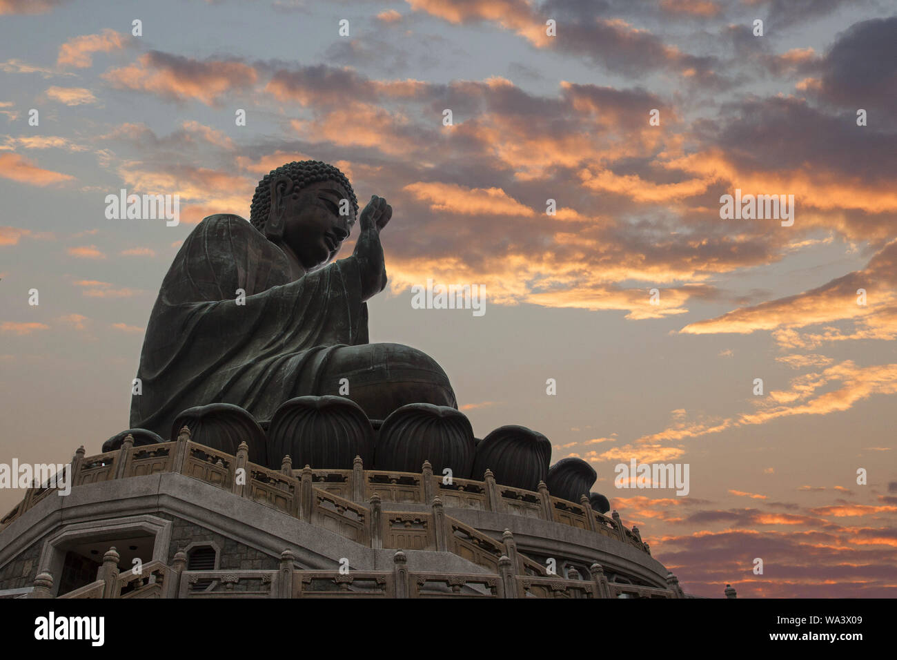 La statua di Buddha di Tian Tan a Hong Kong Foto Stock