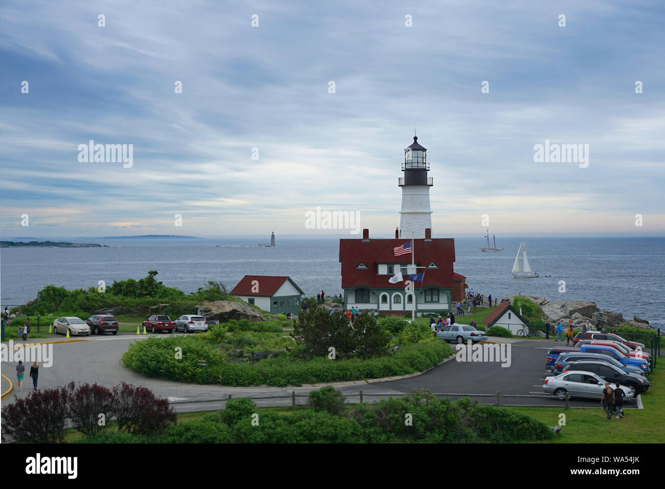 I turisti in visita a Portland Head Light in Maine Foto Stock