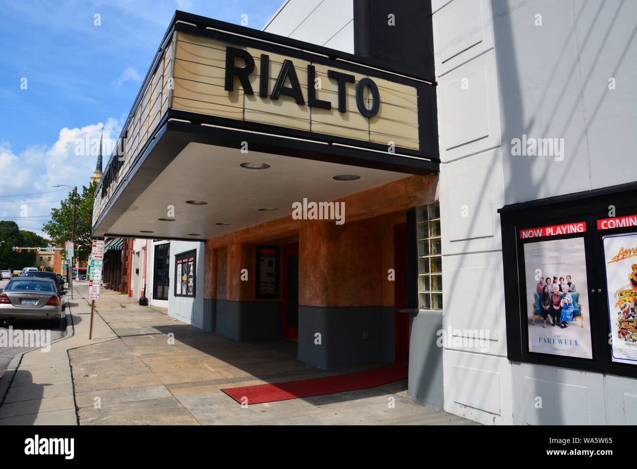Il Ponte di Rialto è un piccolo indie movie theater si trova su Glenwood Avenue nel cuore di Raleigh in cinque punto di quartiere. Foto Stock