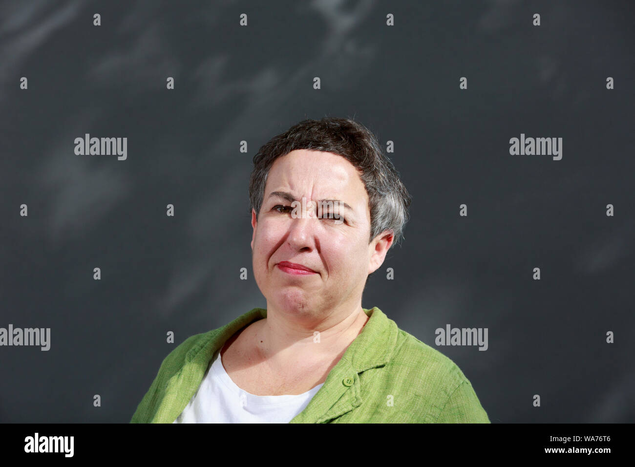 Edinburgh, Regno Unito. 18 Agosto. 2019. Scrittore argentino, Gabriela Cabezón Cámara assiste una foto chiamata a Edinburgh International Book Festival. Pak@ Mera/Alamy Live News Foto Stock