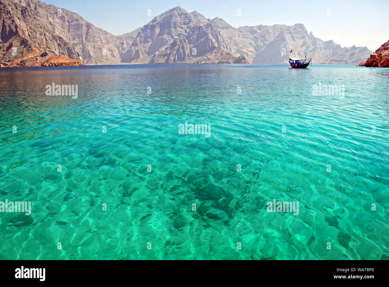 Acqua cristallina in Musamdam Oman Foto Stock