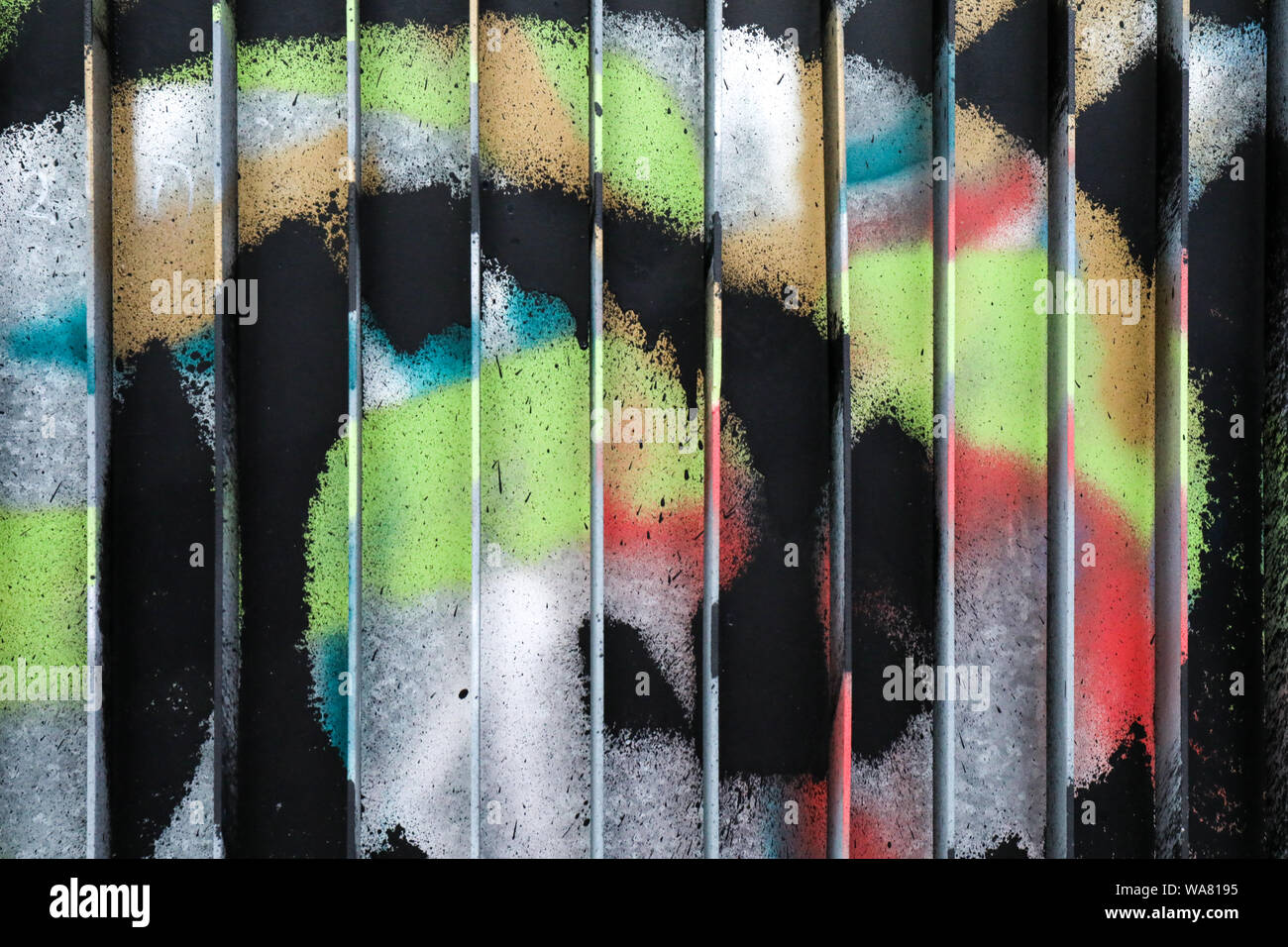 Abstract arte di strada a Helsinki in Finlandia Foto Stock