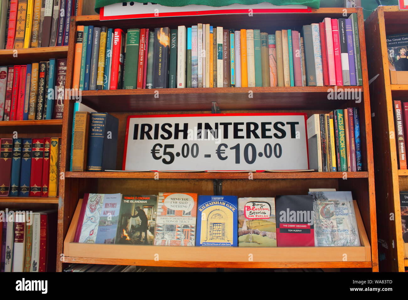 Interesse irlandese scaffale Foto Stock