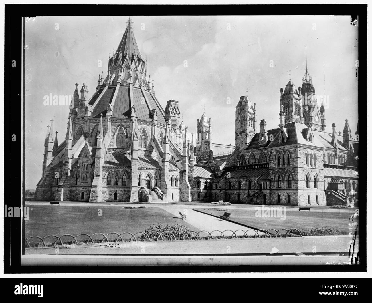 In Canada, il dominio del. Libreria di Ottawa, parte degli edifici del Parlamento europeo gruppo Foto Stock